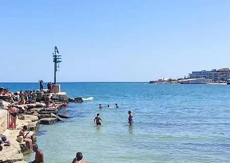 Villa Flower's House Di Doris Simone